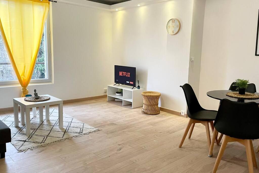 Le Royal Cosy - Spacieux T2 - Proche Chantilly, Paris & Asterix Nogent-sur-Oise Extérieur photo